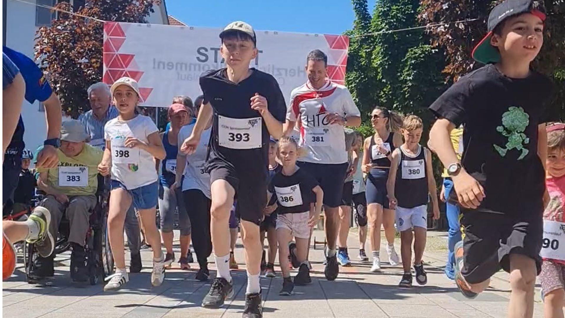 Mehr über den Artikel erfahren Begeisterung und Bestleistungen beim CVJM-Sponsorenlauf